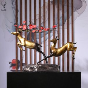 Đôi hươu đuổi nhau(LD41)